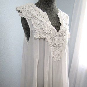 White Lace Top Blouse by Solitaire SZ Medium